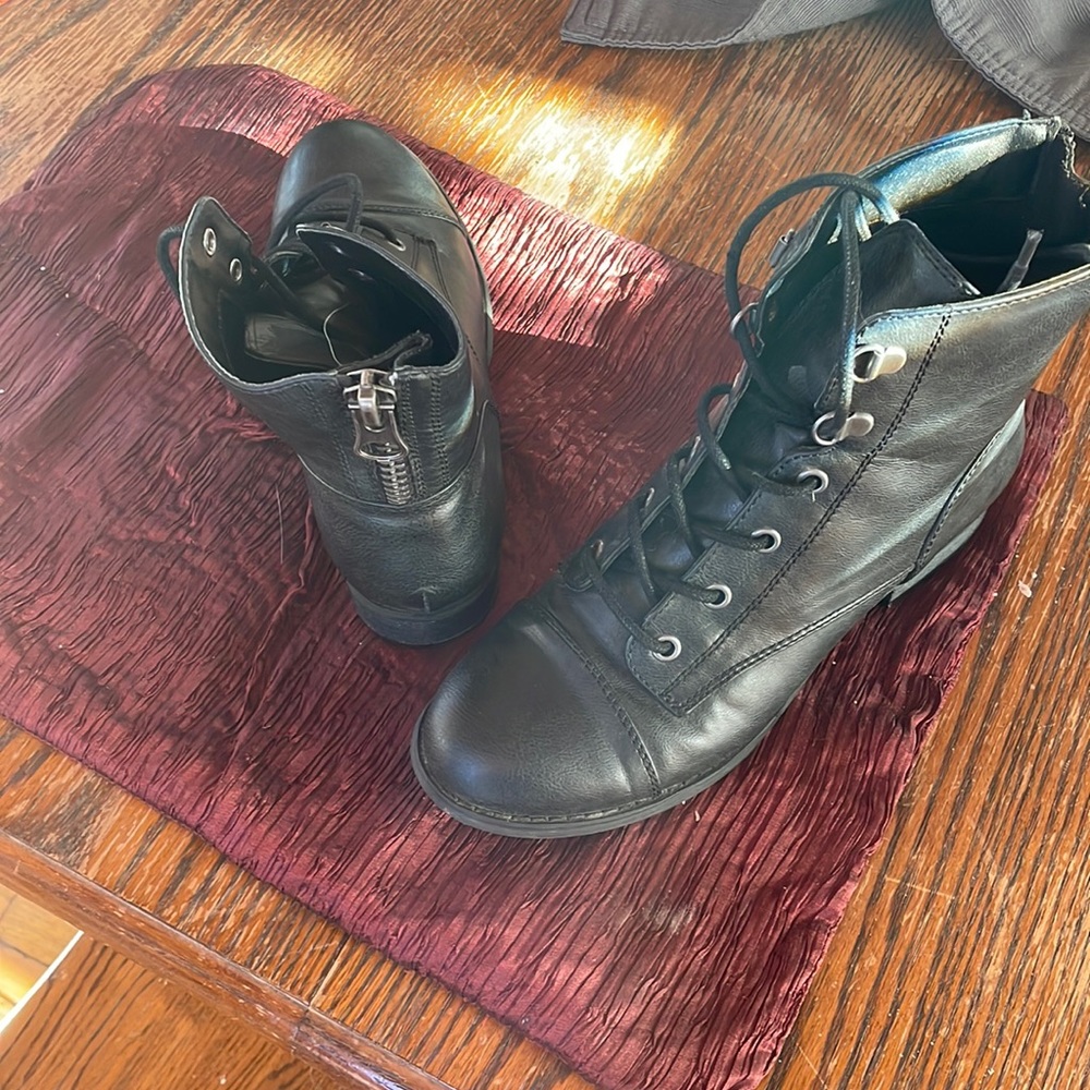 Black short boots